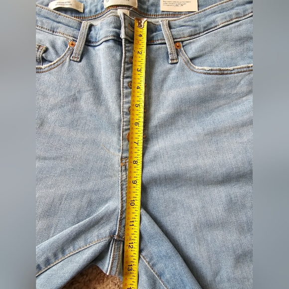 B4 Women's High-Rise Skinny Jeans - Universal Thread - Picture 12 of 15